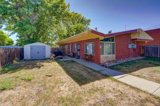 285-295 Laurel St in Broomfield, CO - Building Photo - Building Photo