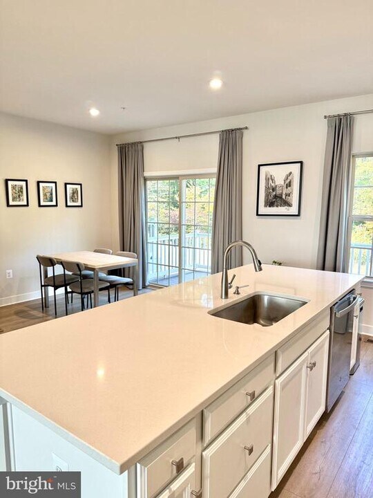 8810 Sybil Ln in Upper Marlboro, MD - Building Photo