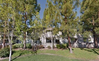 14984 Av. Venusto in San Diego, CA - Building Photo