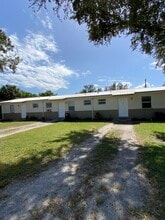 384 Avenue N, Unit Unit 3 in Moore Haven, FL - Building Photo - Building Photo