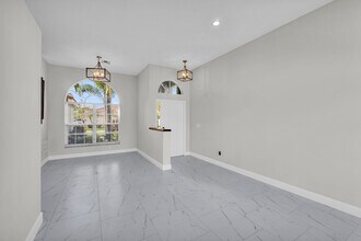 491 SW 182nd Way in Pembroke Pines, FL - Building Photo - Building Photo