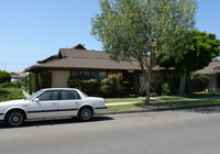 7552 Volga Dr in Huntington Beach, CA - Building Photo - Building Photo