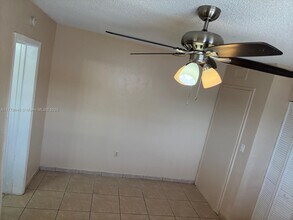 4751 NW 195th Terrace in Miami Gardens, FL - Building Photo - Building Photo