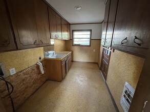 110 4th St in Barling, AR - Building Photo - Building Photo