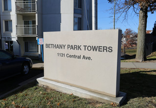 Bethany Park Towers in Kansas City, KS - Building Photo - Building Photo