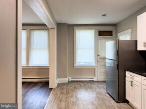 122 Houston Ave, Unit 1 in Harrisburg, PA - Building Photo - Building Photo