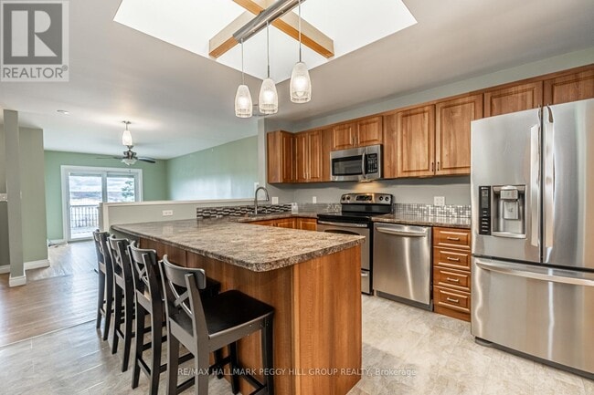 57 Poyntz St in Penetanguishene, ON - Building Photo - Building Photo