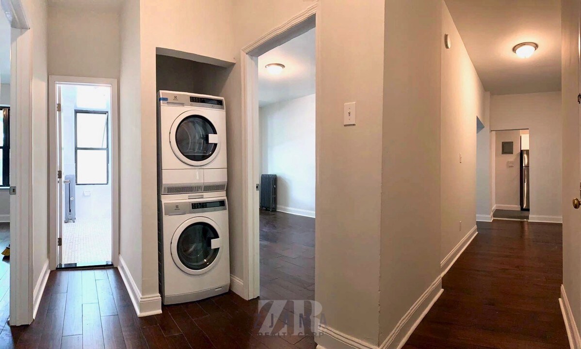 170 Parkside Ave in Brooklyn, NY - Building Photo