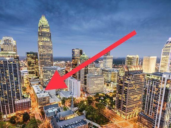 127 N Tryon St, Unit 408 in Charlotte, NC - Building Photo - Building Photo