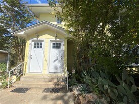 1404 W 12th St in Austin, TX - Building Photo