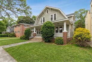 918 W Trinity Ave in Durham, NC - Building Photo