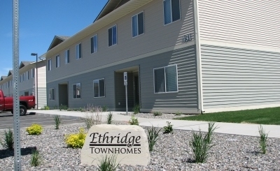 Ethridge Townhomes in Nampa, ID - Building Photo