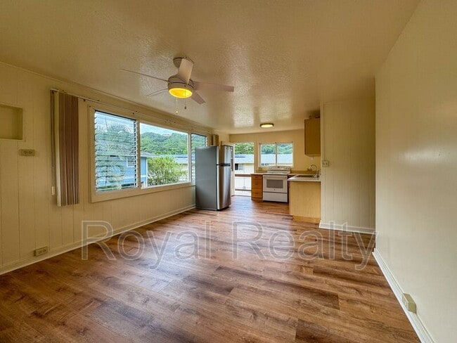 property at 47-368-368 Ahuimanu Rd