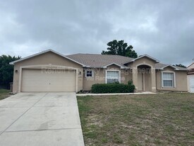 1710 SW 10th Pl in Cape Coral, FL - Building Photo