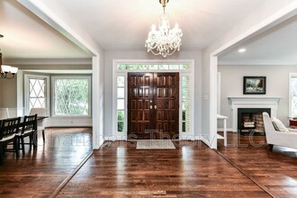 2030 Spring Branch Dr in Vienna, VA - Building Photo - Building Photo