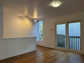 2721 Kipling St in Houston, TX - Building Photo - Building Photo