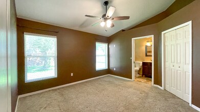 4828 Jeanette Ct in St. Cloud, FL - Building Photo - Building Photo