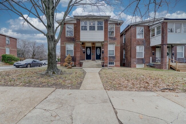 1300 McCausland Ave in St. Louis, MO - Building Photo - Building Photo
