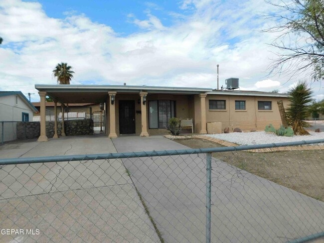 property at 7423 Mojave Dr