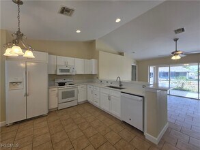 4401 NE 21st Ct in Cape Coral, FL - Building Photo - Building Photo