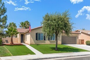 33377 Mesolite Way in Menifee, CA - Building Photo