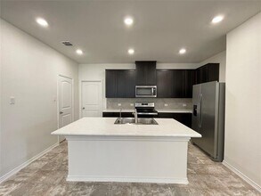 168 Crimson Ln in Kyle, TX - Building Photo - Building Photo