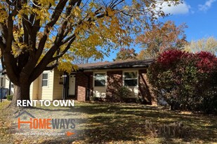 1615 Central Pkwy in Florissant, MO - Building Photo