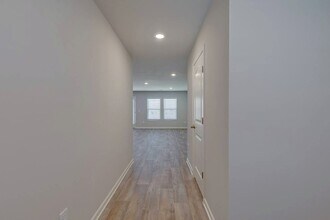 203 Sunningston Ct in Fountain Inn, SC - Building Photo - Building Photo