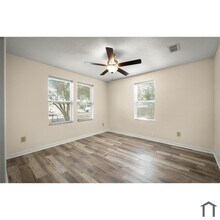 12716 Gillespie Ave in Jacksonville, FL - Building Photo - Building Photo