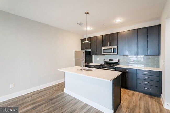 1607 Catharine St in Philadelphia, PA - Building Photo - Building Photo