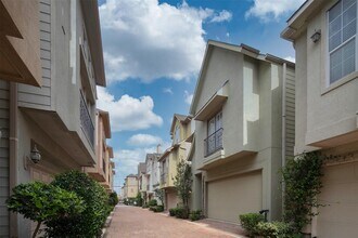 2804 Sherwin St in Houston, TX - Foto de edificio - Building Photo
