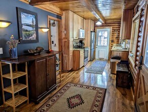 2975 Nevada Ave in South Lake Tahoe, CA - Building Photo - Building Photo