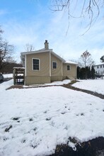 1978 Leithsville Rd in Hellertown, PA - Foto de edificio - Building Photo