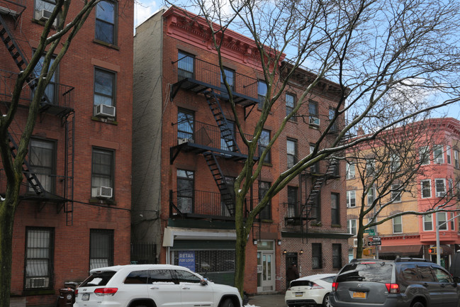 258 Bergen St in Brooklyn, NY - Foto de edificio - Building Photo