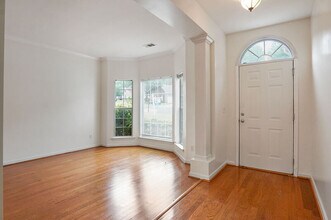 164 Village Ln in Pelham, AL - Building Photo - Building Photo