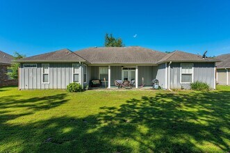 113 Perimeter Pl in Freeport, FL - Building Photo - Building Photo