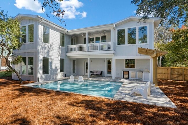 465 Seacrest Dr in Seacrest, FL - Building Photo - Building Photo