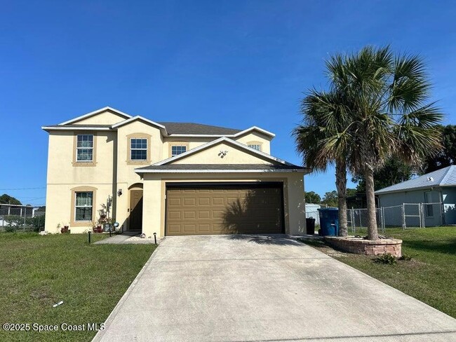 property at 1334 Lotus St SE