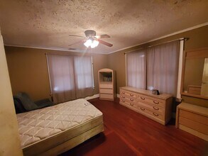 2120 DeLesseps Ave in Savannah, GA - Building Photo - Building Photo