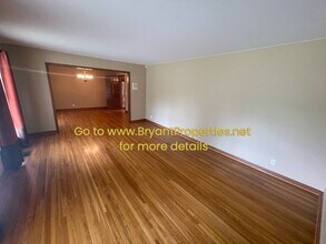1250 Dalemere Dr in Nashville, TN - Foto de edificio - Building Photo