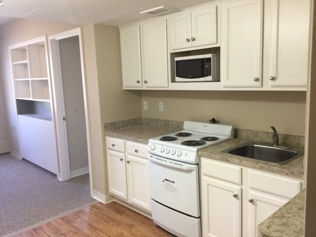 Central Towers (Senior) in St. Paul, MN - Foto de edificio - Building Photo