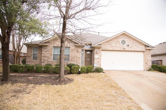 property at 808 Broken Trace Ct