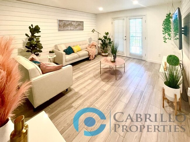 property at 5055 Collwood Blvd