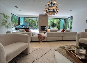 16815 Bajio Rd in Encino, CA - Building Photo - Building Photo