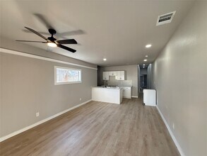 2209 Gano St in Houston, TX - Building Photo - Building Photo