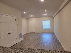 12007 Henley Ave in Port Charlotte, FL - Building Photo - Building Photo