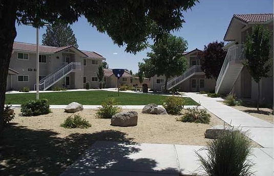 Rosewood Apartments in Lovelock, NV - Building Photo