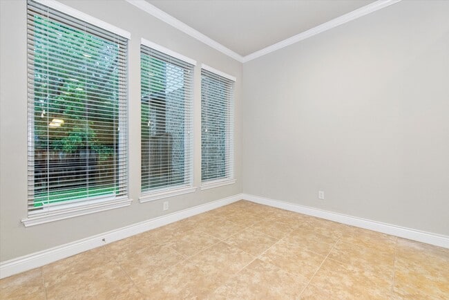 property at 51 Daffodil Meadow Pl