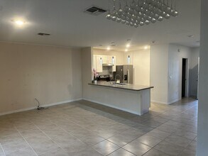 9006 Pinales Wy in Kissimmee, FL - Building Photo - Building Photo