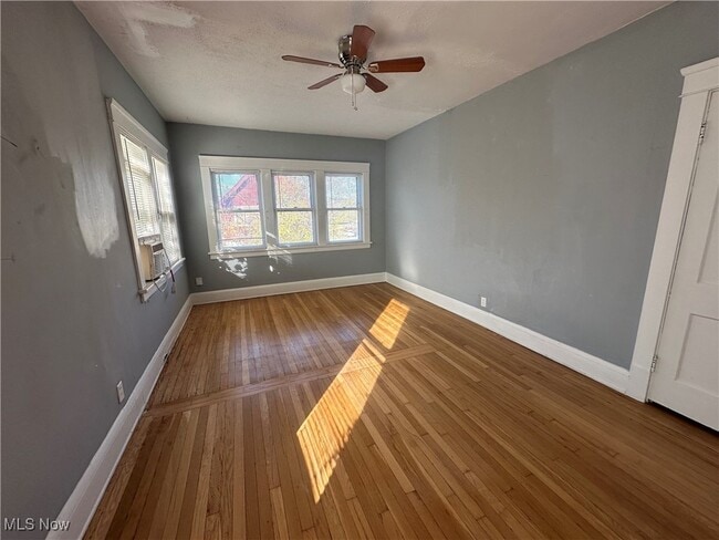 property at 2797 Avondale Ave